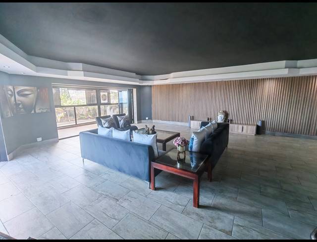6 BEDROOM HOUSE FOR SALE IN BLUFF